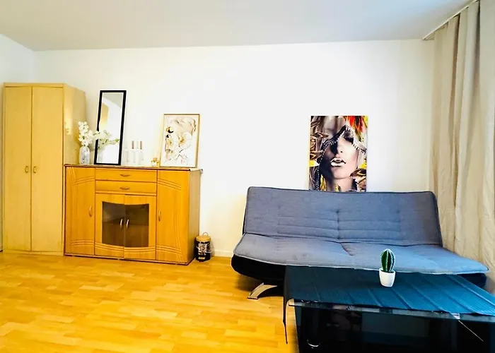 Cozy 1br Apartment, 15 Min From Augarten Διαμέρισμα *